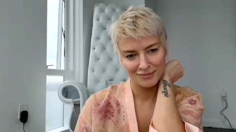 LauraDesiree  06-04-2023